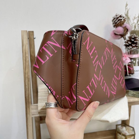 SOLD Authentic Valentino Grid Rosckstud Belt Bag - Picture 3 of 7